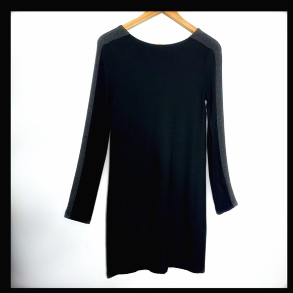 Bailey 44 Dress Sheath Black Grey Sleeve Colorblock Stretch Knit Long Sleeve LBD - Picture 3 of 11